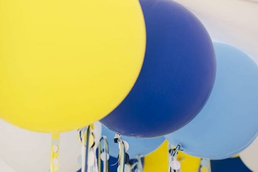Large impressive balloons in colourful colours for a luxury kids party